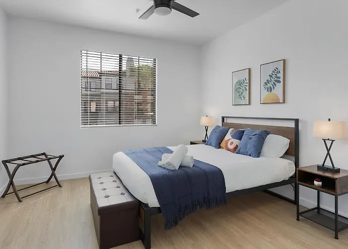 Two Cozysuites By The Stadium With Pool 4 & 18 * Glendale