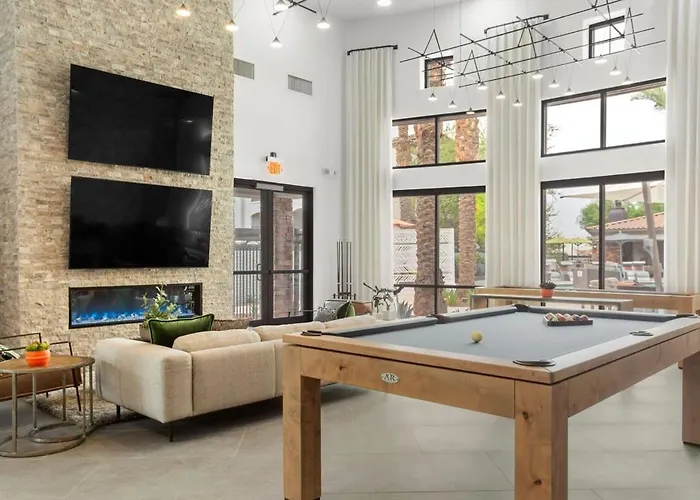 Two Cozysuites By The Stadium With Pool 4 & 18 Apartment