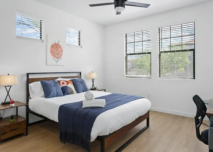 Apartment Two Cozysuites By The Stadium With Pool 4 & 18 Glendale