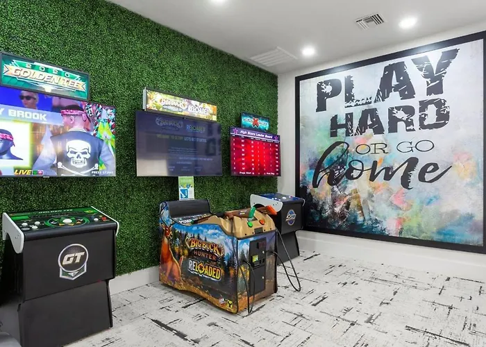 Apartment Two Cozysuites By The Stadium With Pool 4 & 18